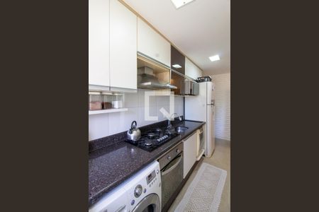 Apartamento à venda com 56m², 3 quartos e 1 vaga Apartamento à venda com 56m², 3 quartos e 1 vagaCozinha e Área de Serviço