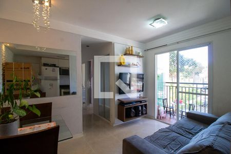 Sala de apartamento à venda com 3 quartos, 56m² em Jardim Cocaia, Guarulhos