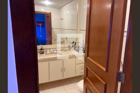 Apartamento à venda com 272m², 4 quartos e 3 vagas