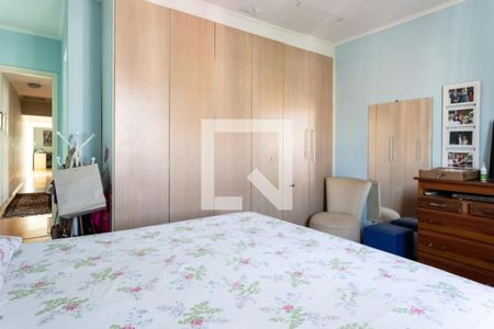 Casa à venda com 205m², 4 quartos e 6 vagas