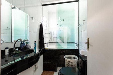 Casa à venda com 205m², 4 quartos e 6 vagas