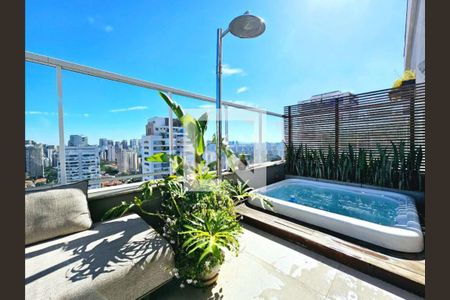 Apartamento à venda com 230m², 3 quartos e 3 vagas