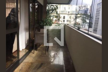 Apartamento à venda com 3 quartos, 250m² em Santa Cecilia, São Paulo