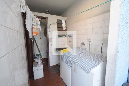 Casa à venda com 201m², 3 quartos e 2 vagasQuarto de Serviço
