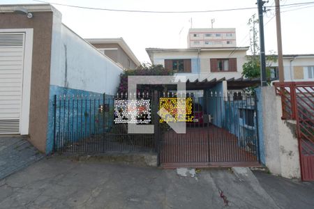 Casa à venda com 201m², 3 quartos e 2 vagasFachada