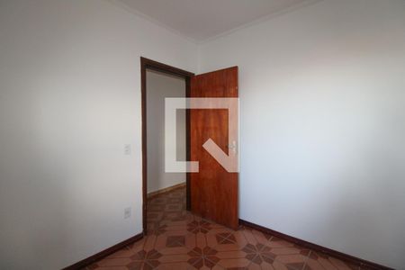 Casa à venda com 200m², 3 quartos e 2 vagas Casa à venda com 200m², 3 quartos e 2 vagasQuarto 2