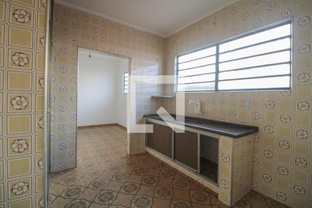 Casa à venda com 200m², 3 quartos e 2 vagas Casa à venda com 200m², 3 quartos e 2 vagasCozinha