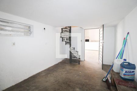 Casa à venda com 200m², 3 quartos e 2 vagas Casa à venda com 200m², 3 quartos e 2 vagasÁrea de Serviço