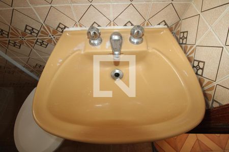 Casa à venda com 200m², 3 quartos e 2 vagas Casa à venda com 200m², 3 quartos e 2 vagasBanheiro