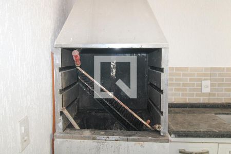 Casa à venda com 200m², 3 quartos e 2 vagas Casa à venda com 200m², 3 quartos e 2 vagasÁrea comum - Churrasqueira