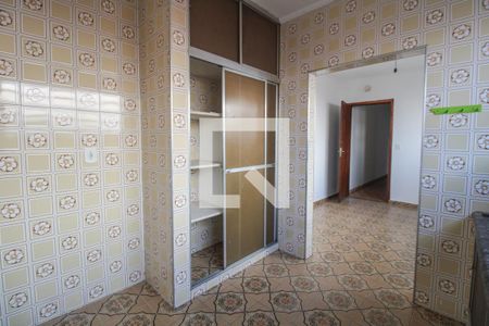 Casa à venda com 200m², 3 quartos e 2 vagas Casa à venda com 200m², 3 quartos e 2 vagasCozinha