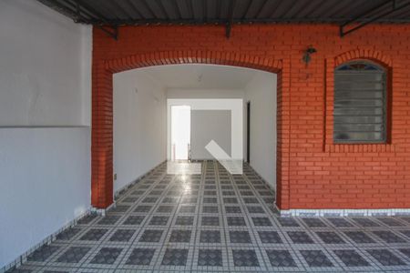 Casa à venda com 200m², 3 quartos e 2 vagas Casa à venda com 200m², 3 quartos e 2 vagasGaragem