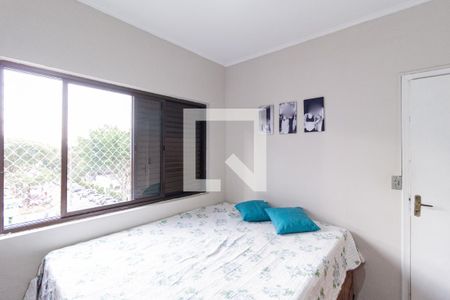 Apartamento à venda com 76m², 2 quartos e 1 vagaQuarto 2