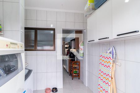 Apartamento à venda com 76m², 2 quartos e 1 vagaCozinha e área de serviço