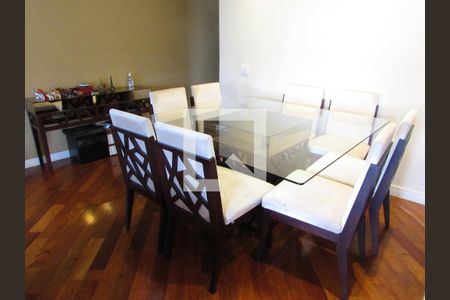 Sala de apartamento à venda com 3 quartos, 116m² em Vila Suzana, São Paulo