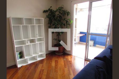 Sala de apartamento à venda com 3 quartos, 116m² em Vila Suzana, São Paulo