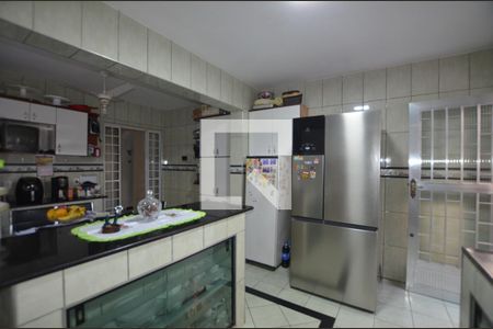 Casa à venda com 230m², 4 quartos e 2 vagasCozinha