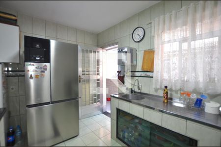 Casa à venda com 230m², 4 quartos e 2 vagasCozinha