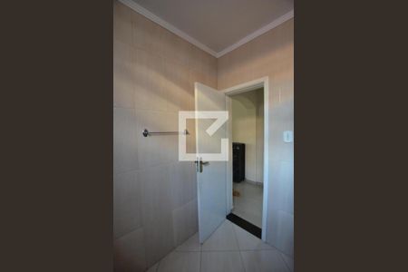 Casa à venda com 230m², 4 quartos e 2 vagasBanheiro Social