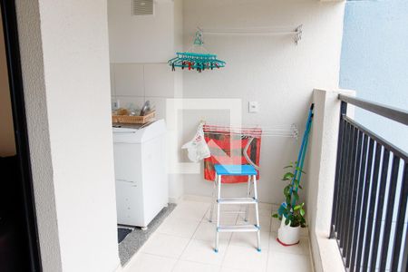 Apartamento à venda com 55m², 2 quartos e 1 vagaSacada/ Lavanderia