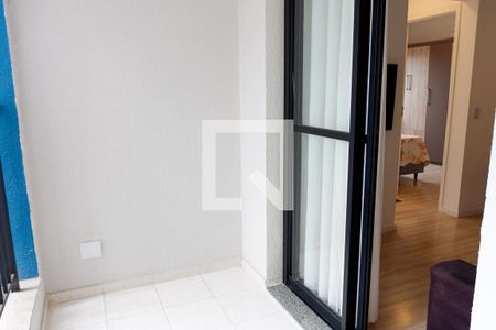 Apartamento à venda com 55m², 2 quartos e 1 vagaSacada/ Lavanderia