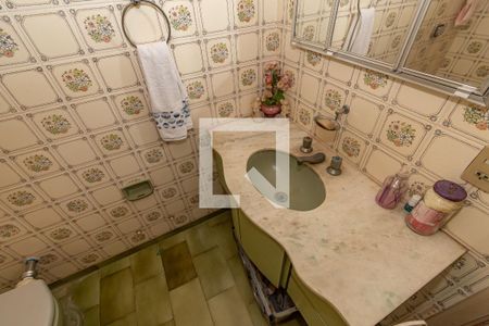 Casa à venda com 250m², 3 quartos e 2 vagas Casa à venda com 250m², 3 quartos e 2 vagasDetalhe Banheiro da Suíte 1