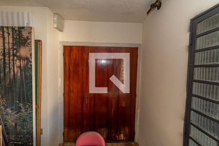 Casa à venda com 250m², 3 quartos e 2 vagas Casa à venda com 250m², 3 quartos e 2 vagasQuarto 2
