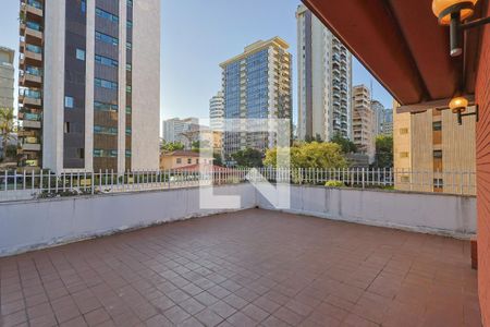 Apartamento à venda com 212m², 4 quartos e 2 vagasCobertura
