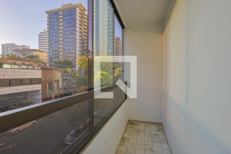 Apartamento à venda com 212m², 4 quartos e 2 vagasQuarto 3 - Suíte