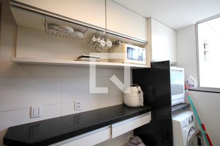 Apartamento à venda com 67m², 2 quartos e 1 vagaCozinha
