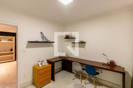 Quarto de apartamento para alugar com 4 quartos, 195m² em Santa Lúcia, Belo Horizonte