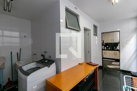 Apartamento para alugar com 195m², 4 quartos e 4 vagasÁrea de Serviço