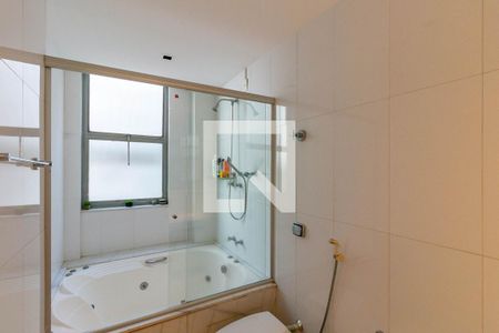 Apartamento para alugar com 195m², 4 quartos e 4 vagasBanheiro