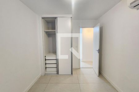 Apartamento à venda com 124m², 4 quartos e 2 vagas Apartamento à venda com 124m², 4 quartos e 2 vagasQuarto 2