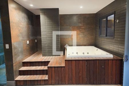 Apartamento à venda com 124m², 4 quartos e 2 vagas Apartamento à venda com 124m², 4 quartos e 2 vagasÁrea comum - Spa