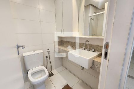 Apartamento à venda com 124m², 4 quartos e 2 vagas Apartamento à venda com 124m², 4 quartos e 2 vagasBanheiro