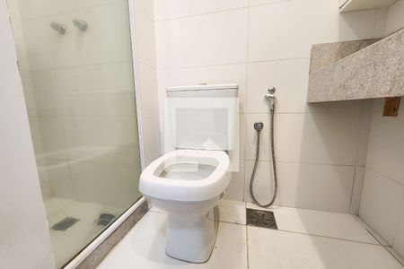 Apartamento à venda com 124m², 4 quartos e 2 vagas Apartamento à venda com 124m², 4 quartos e 2 vagasBanheiro
