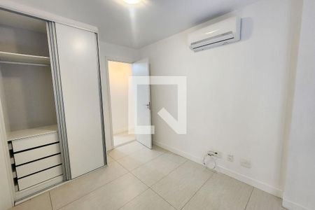Apartamento à venda com 124m², 4 quartos e 2 vagas Apartamento à venda com 124m², 4 quartos e 2 vagasQuarto 2