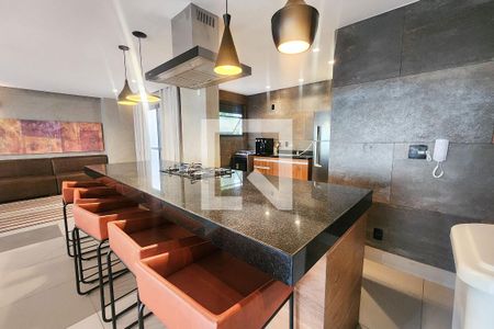 Apartamento à venda com 124m², 4 quartos e 2 vagas Apartamento à venda com 124m², 4 quartos e 2 vagasÁrea comum - Salão de festas