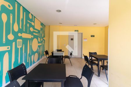 Apartamento para alugar com 52m², 2 quartos e 1 vaga Apartamento para alugar com 52m², 2 quartos e 1 vagaÁrea comum - Salão de festas