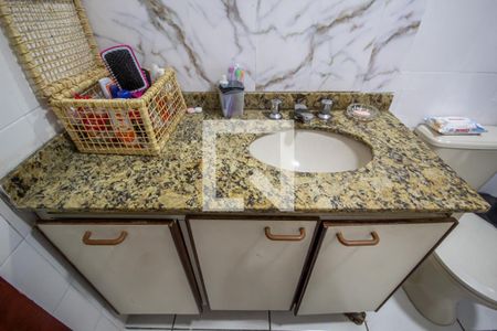 Casa à venda com 125m², 4 quartos e 2 vagasBanheiro 2