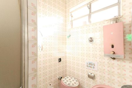 Casa de condomínio à venda com 549m², 9 quartos e 3 vagas Casa de condomínio à venda com 549m², 9 quartos e 3 vagasBanheiro da Suíte