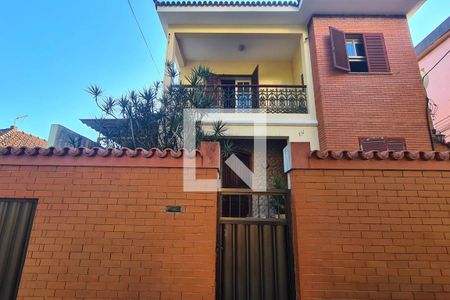 Casa de condomínio à venda com 549m², 9 quartos e 3 vagas Casa de condomínio à venda com 549m², 9 quartos e 3 vagasFachada casa