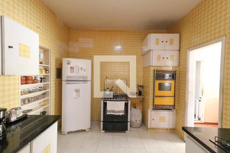 Casa de condomínio à venda com 549m², 9 quartos e 3 vagas Casa de condomínio à venda com 549m², 9 quartos e 3 vagasCozinha