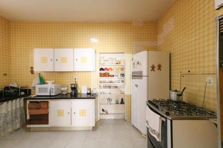 Casa de condomínio à venda com 549m², 9 quartos e 3 vagas Casa de condomínio à venda com 549m², 9 quartos e 3 vagasCozinha