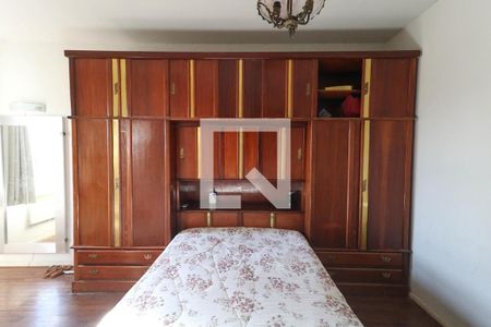 Casa de condomínio à venda com 549m², 9 quartos e 3 vagas Casa de condomínio à venda com 549m², 9 quartos e 3 vagasQuarto 5