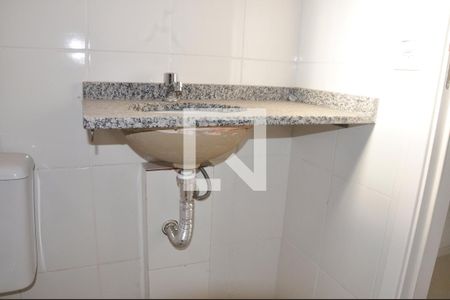 Studio para alugar com 32m², 1 quarto e 1 vaga Studio para alugar com 32m², 1 quarto e 1 vagaBanheiro