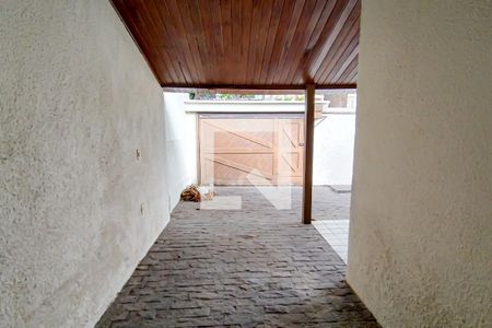 Casa à venda com 200m², 3 quartos e 4 vagas Casa à venda com 200m², 3 quartos e 4 vagasÁrea comum