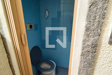 Casa à venda com 200m², 3 quartos e 4 vagas Casa à venda com 200m², 3 quartos e 4 vagasÁrea comum