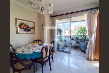 Sala de apartamento à venda com 3 quartos, 105m² em Funcionários , Belo Horizonte